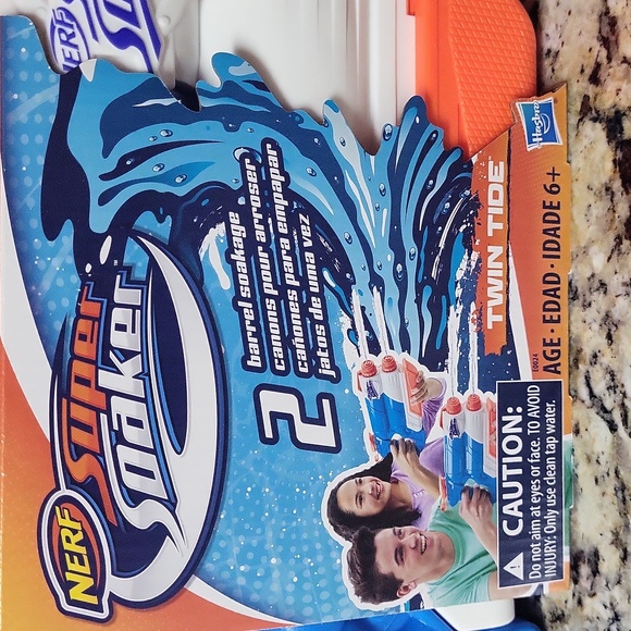 Nerf Super Soaker Water Blasters Bundle - Picture 6 of 7
